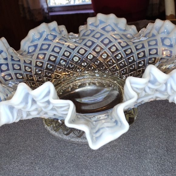 Large Vintage Fenton Opalescent Hobnail 12”Bowl! Ruffled Edges,VERY OLD!! - Picture 5 of 9